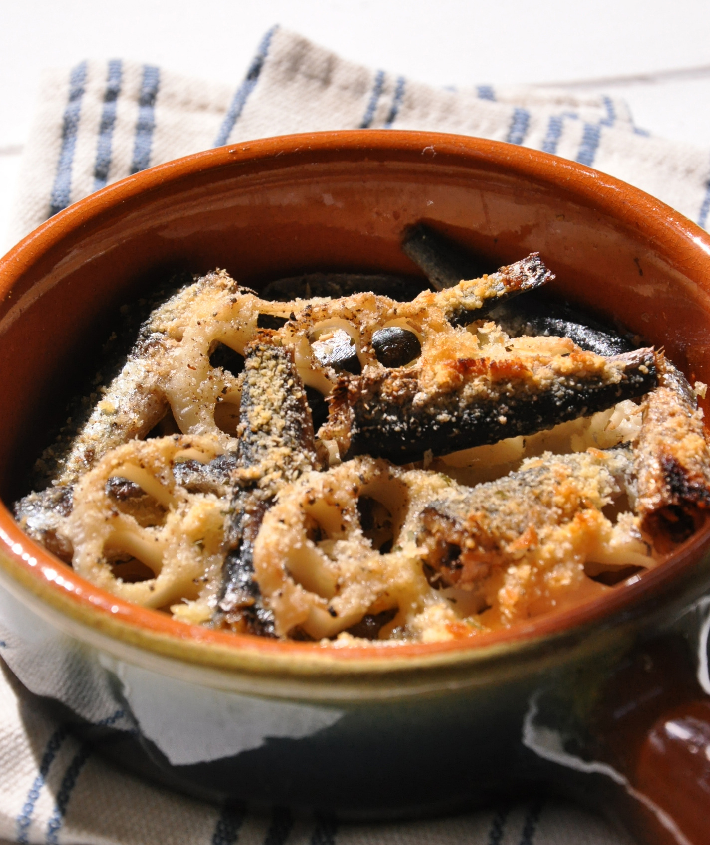 マルハ物産ご馳走歳時記11月 れんこんとオイルサーディンのチーズ焼